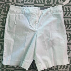Talbots perfect short 9.5”
